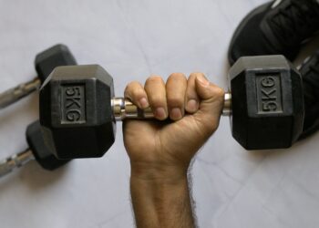 Resistance coaching in psychiatric rehab settings is possible and protected for psychosis