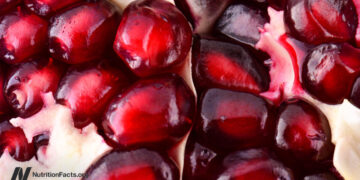 Do Pomegranates Dwell As much as Well being Claims?
