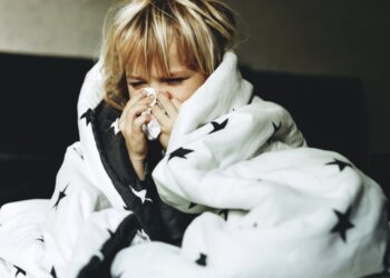 Why Some Persons are Crushed by Colds and Others Get Off Straightforward