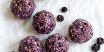Blueberry Oat Bites [vegan + gluten-free] • Wholesome Helper