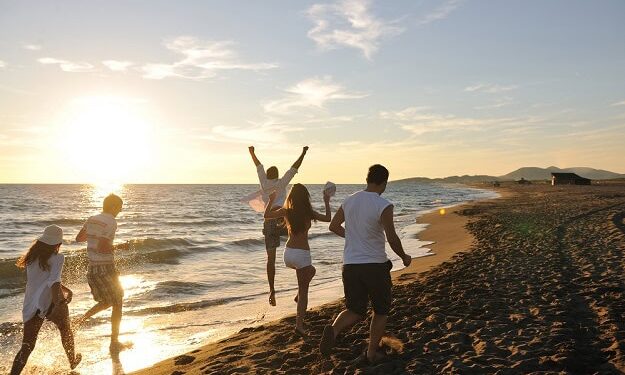 Hilarious Sayings for a Blissful Begin to Summer season