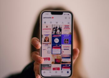 Scrolling for solutions: how dependable is psychological well being and neurodivergence-related data on social media?