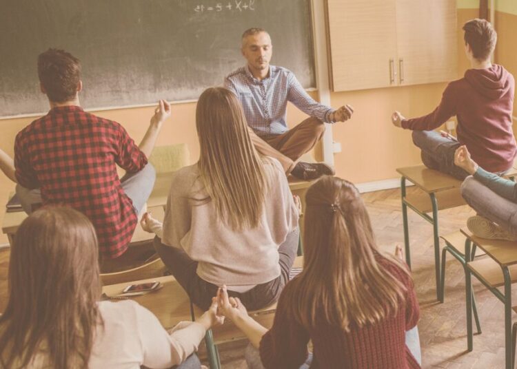 75 Humorous & Correct Trainer Memes for 2026