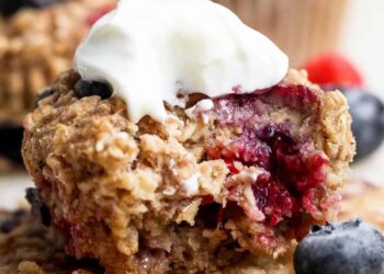 Triple Berry Baked Oatmeal Cups