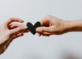 Transient interventions after suicide makes an attempt: does connection save lives?