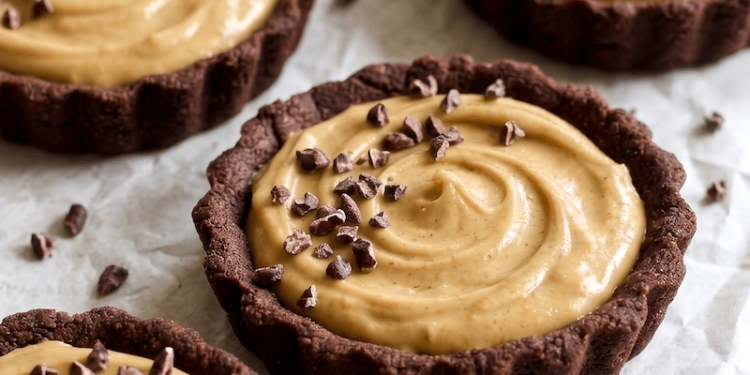 Mini Vegan Peanut Butter Pies with Chocolate Cookie Crust