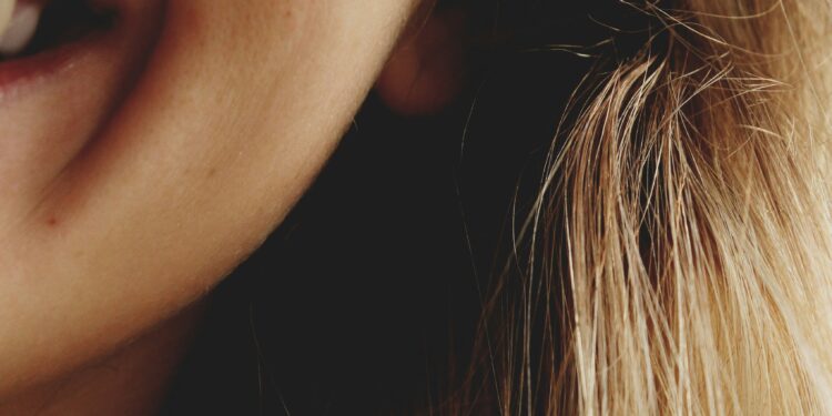 The position of disgrace in hairpulling: understanding adolescents’ experiences