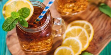 A Summer season Iced Tea Recipe for Pores and skin Hydration