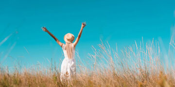 125 Constructive Quotes About Life to Brighten Your Day