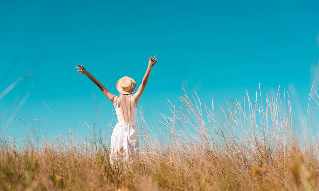 125 Constructive Quotes About Life to Brighten Your Day