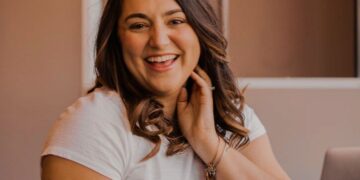 Growing Income + Reaching Work-Life Steadiness with PGSDer Olivia Fox (better of the podcast)