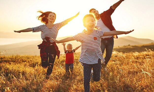 83 Humorous Household Quotes: Relatable and Hilarious Humor