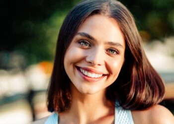 Learn how to Get Whiter Enamel, Based on a Beauty Dentist