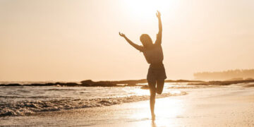 110 Uplifting Quotes to Encourage and Encourage You Proper Now