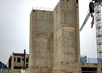 Trump Is Now Invoking Nationwide Safety for Each D.C. Arch and White Home Ballroom