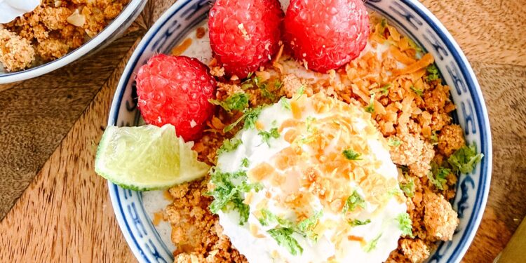 Key Lime Pie In a single day Oats • Kath Eats