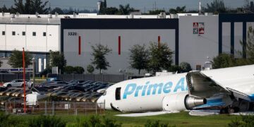 At Least 5 Killed As Airplane Overshoots Miami Airport Runway