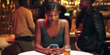 Find out how to Keep Open to Love When Trendy Courting Feels Hopeless