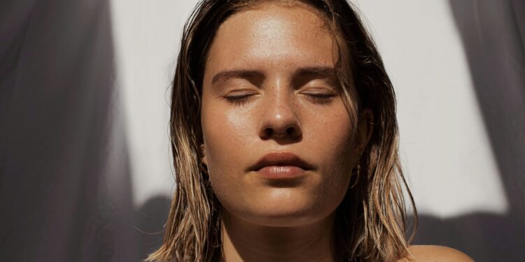 Seen and never seen: hidden misery in pores and skin selecting dysfunction