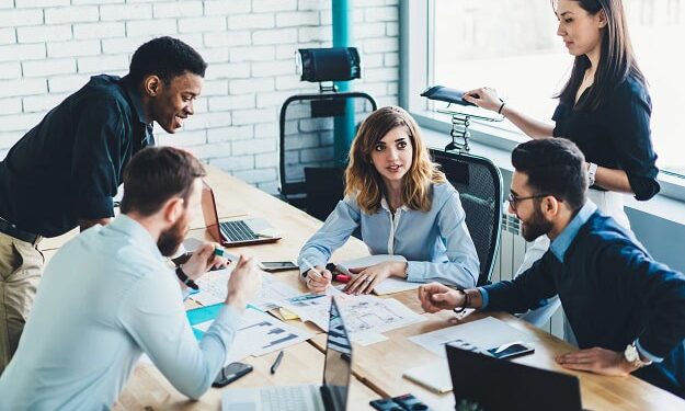 120 Motivational Quotes for Workers to Encourage Your Crew and Deliver Constructive Vibes